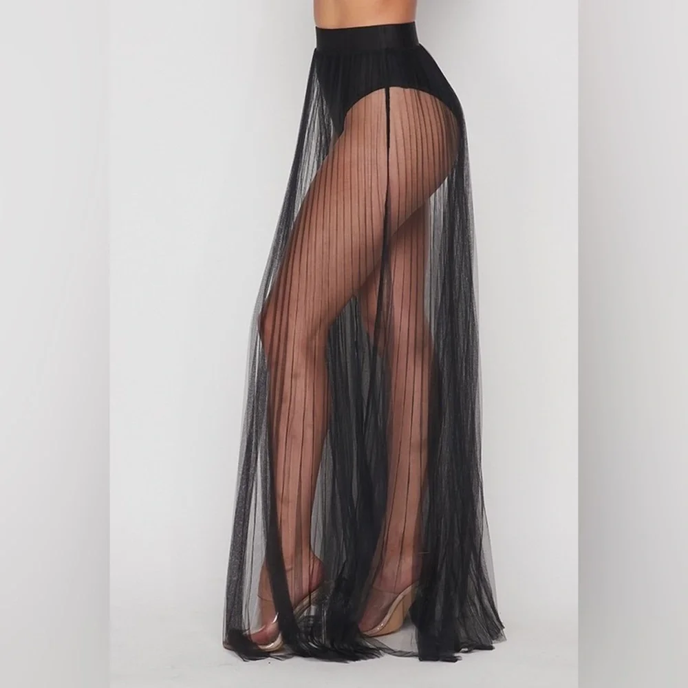 Nu Shuz Key West Black Pleated Sheer Maxi Skirt - Picture 6 of 9